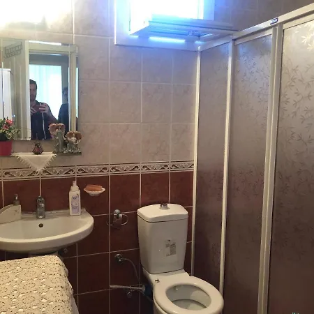 2nd Floor Flat In Foca Διαμέρισμα Φετιγιέ